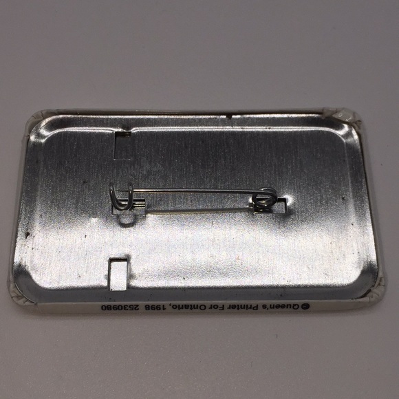 Ontario- A Province For All Ages 1999 Pinback - Picture 5 of 6